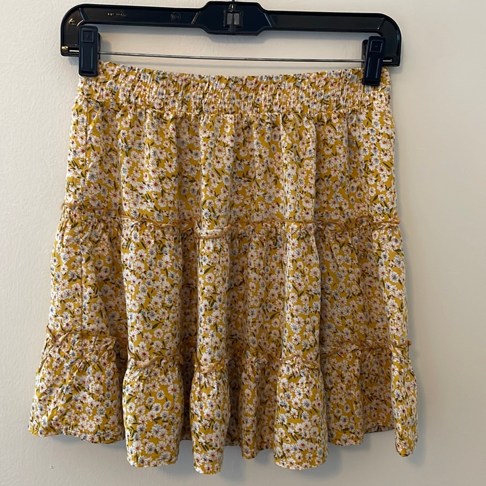 Floral Ruffle Mini Skirt - Picture 4 of 4